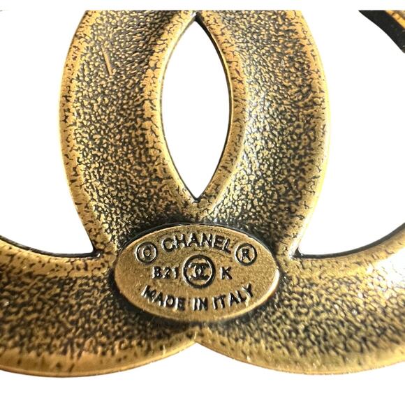 Chanel Interlocking Deep Brushed Gold Rope CC Brooch Fall/Winter 2021 (CCXX020) - Picture 4 of 6